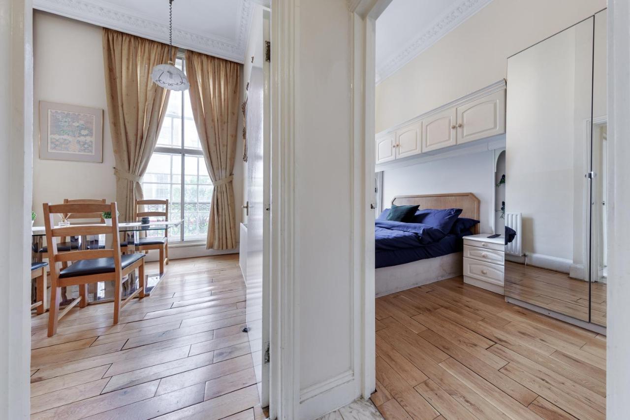 Flat In Baker Street Apartment London Bagian luar foto