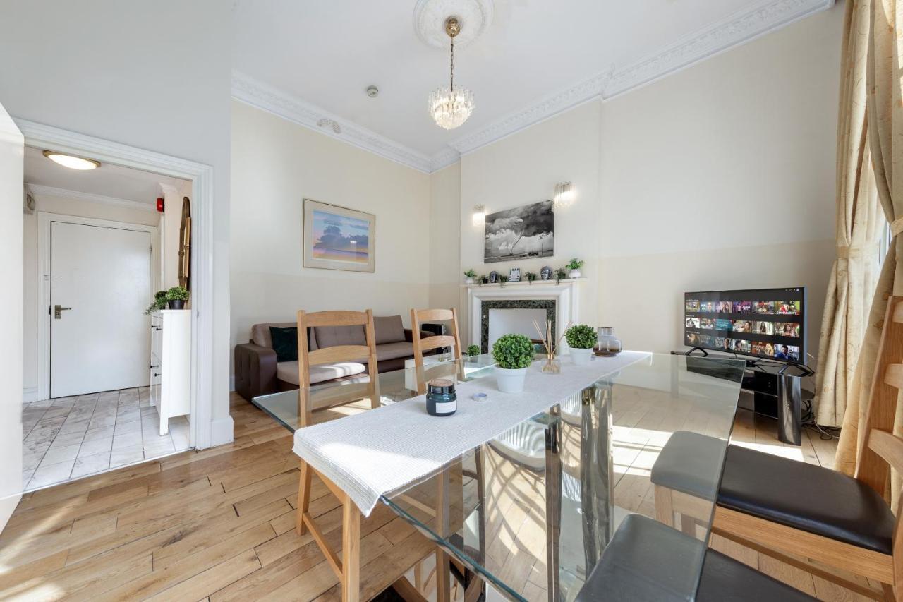 Flat In Baker Street Apartment London Bagian luar foto