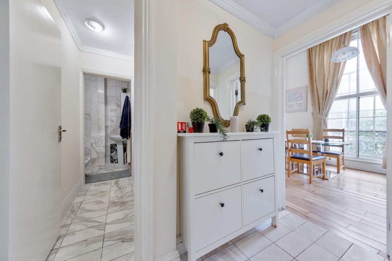 Flat In Baker Street Apartment London Bagian luar foto