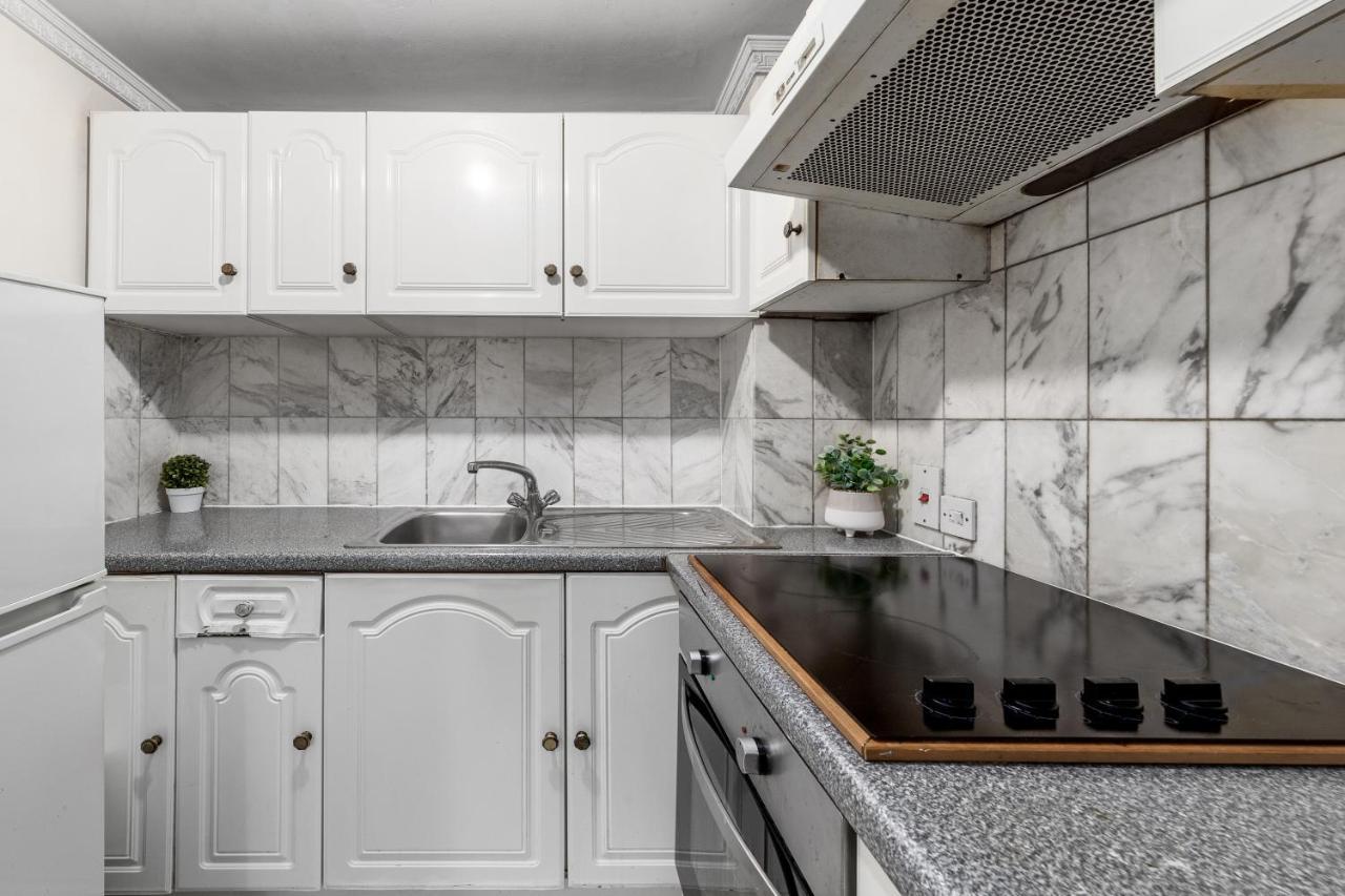 Flat In Baker Street Apartment London Bagian luar foto
